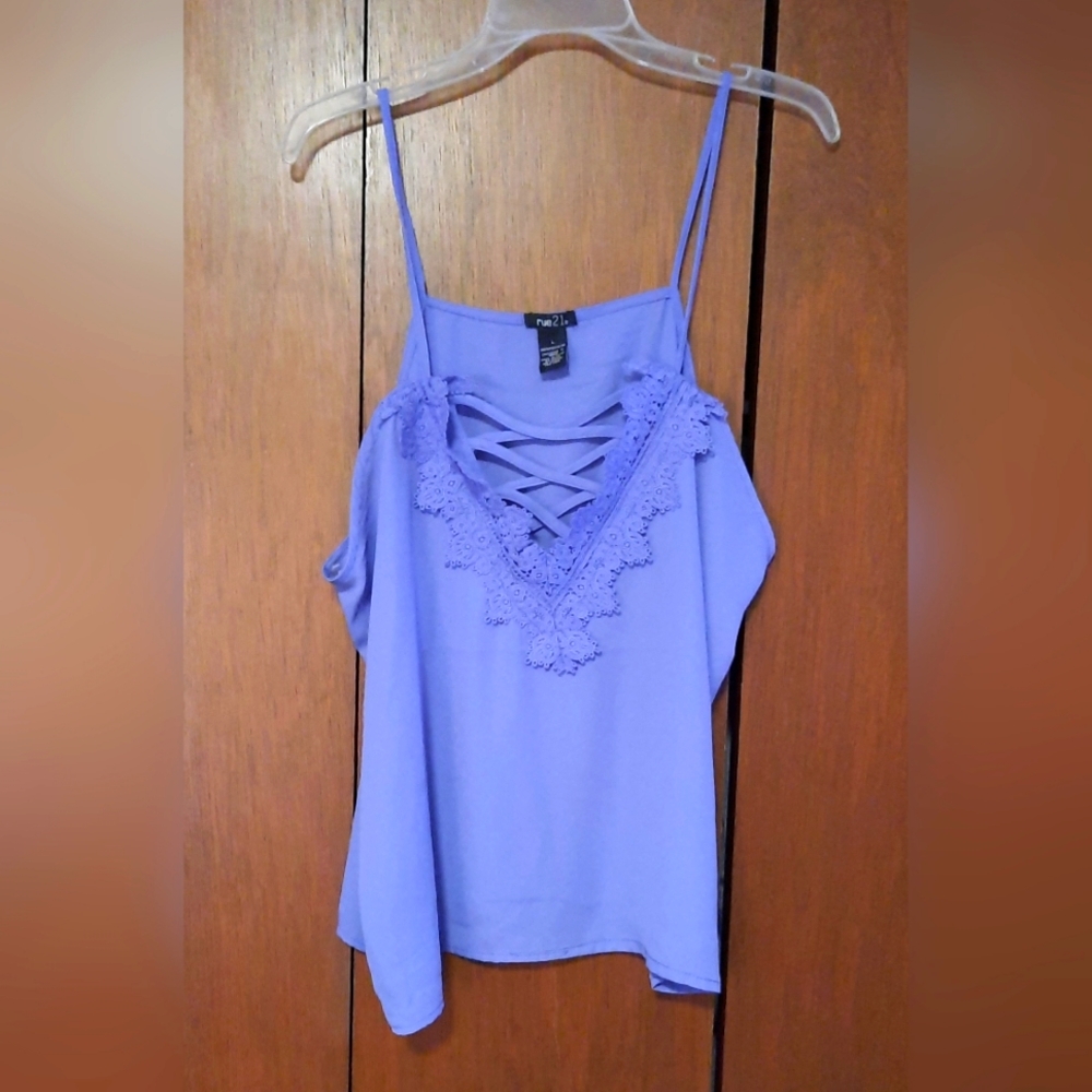 NWOT Rue 21 Lilac Cami